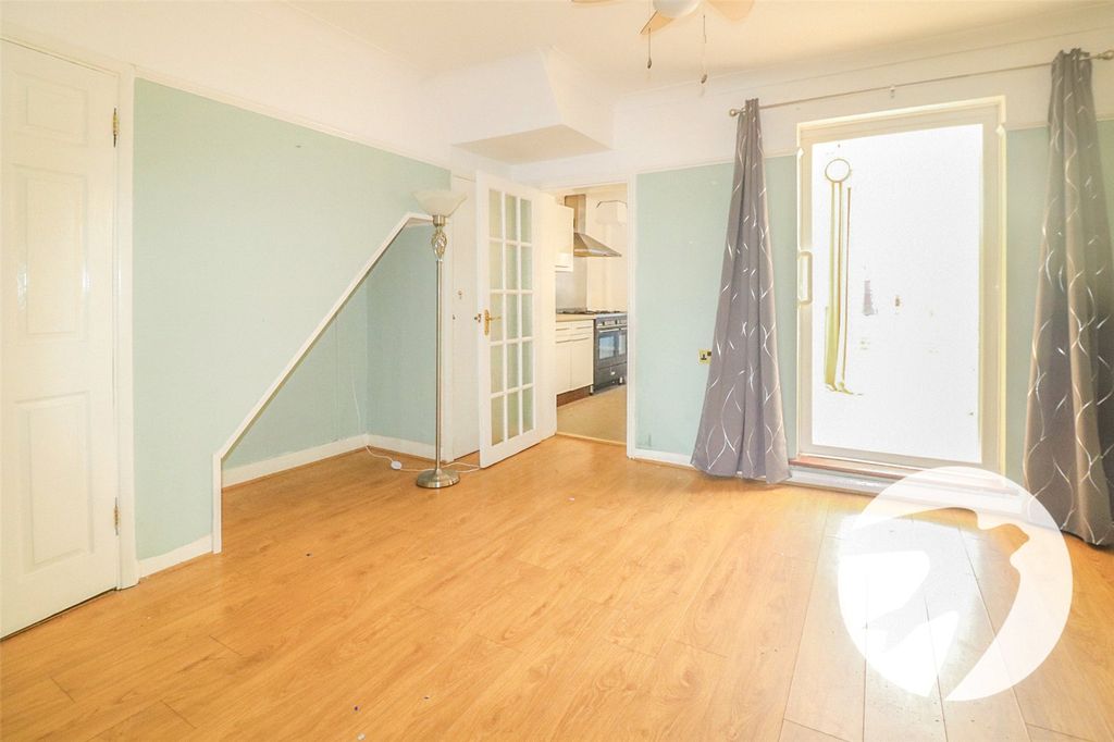 Property photo 3 of 15 Picture No. 09