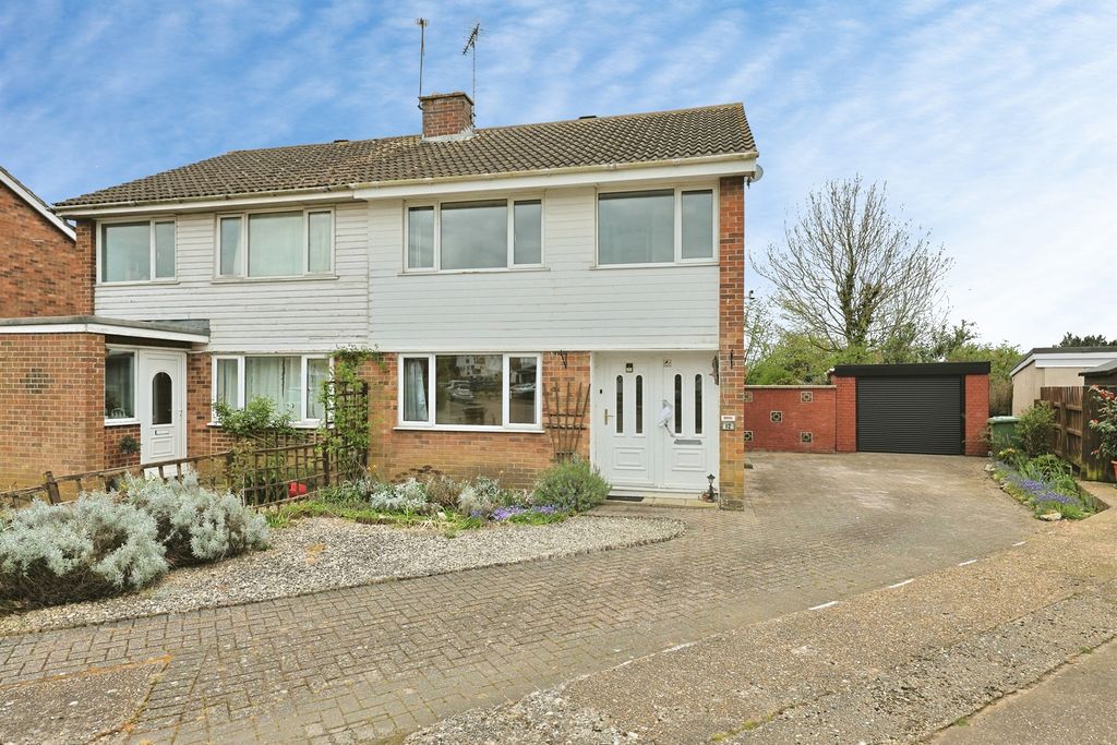 Property photo 1 of 20