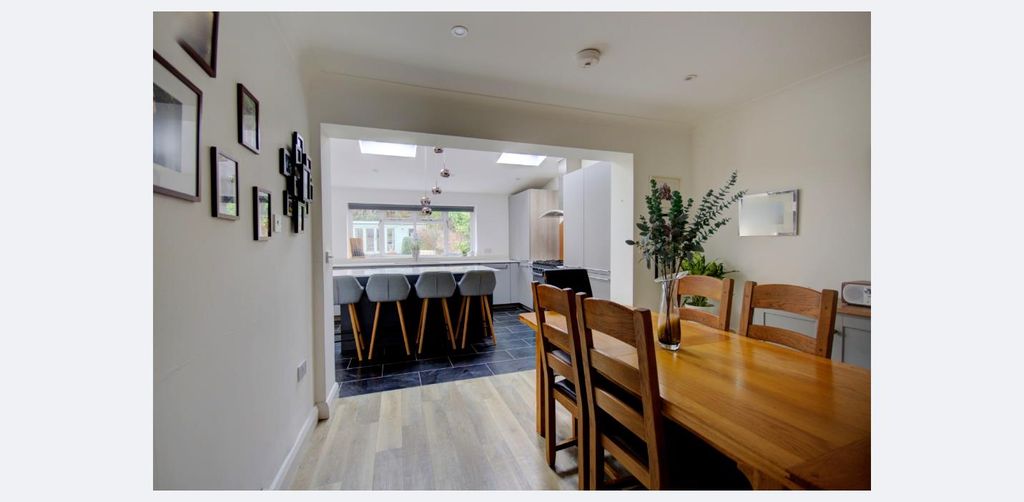 Property photo 2 of 23 Dining Room.Png