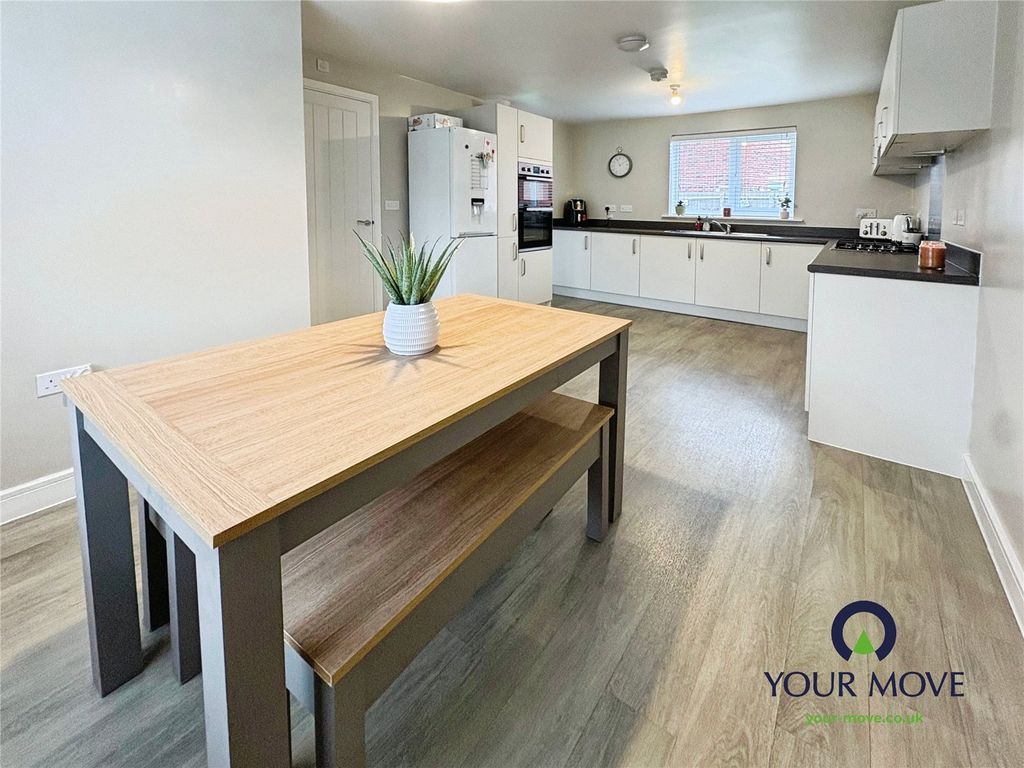 Property photo 3 of 25 Picture No. 39