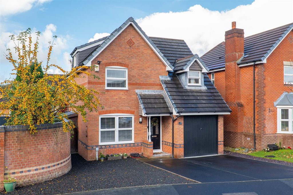 Property photo 1 of 29 Front External