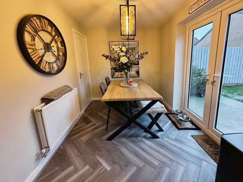 Property photo 3 of 14 Photo 7