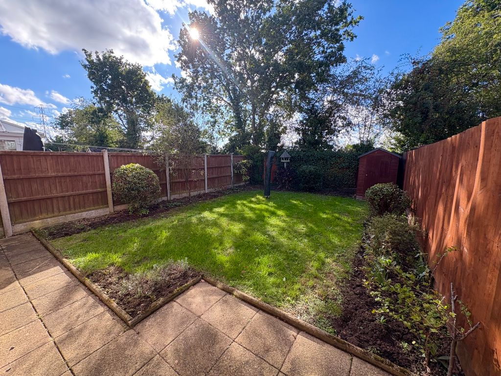 Property photo 2 of 11