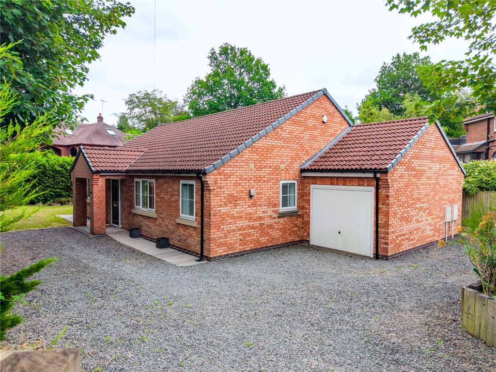 Property photo 1 of 29 Picture No. 33