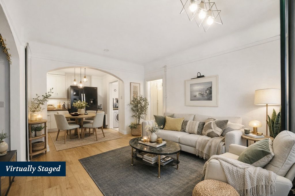 Property photo 2 of 14 Picture No. 33