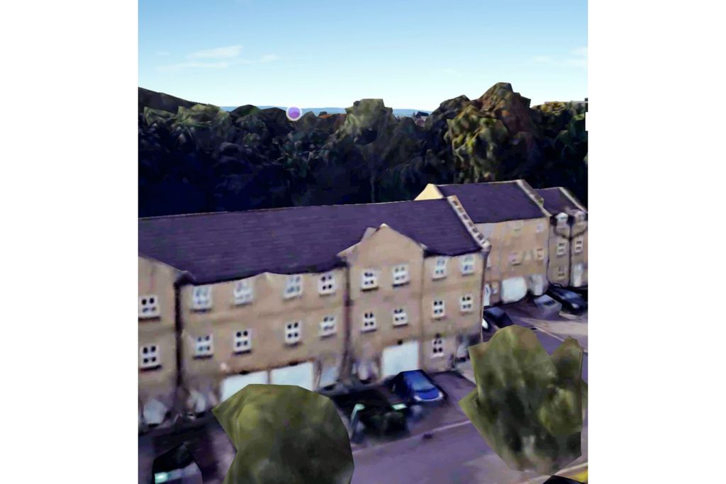Property photo 2 of 27