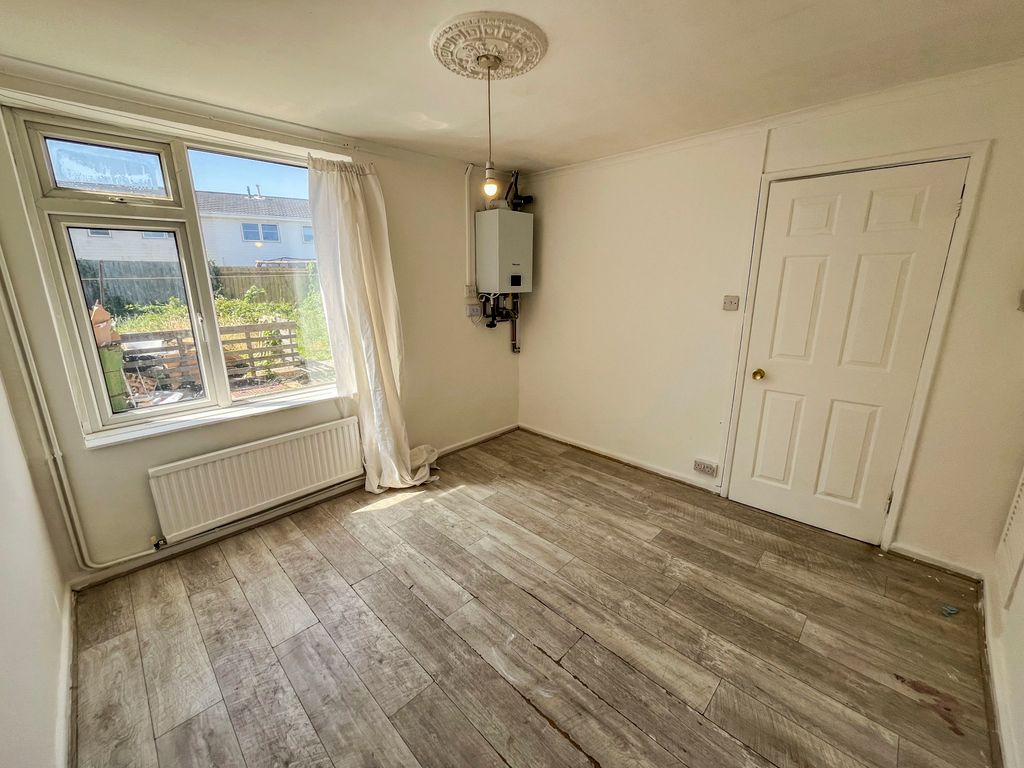 Property photo 3 of 13 Dining Room