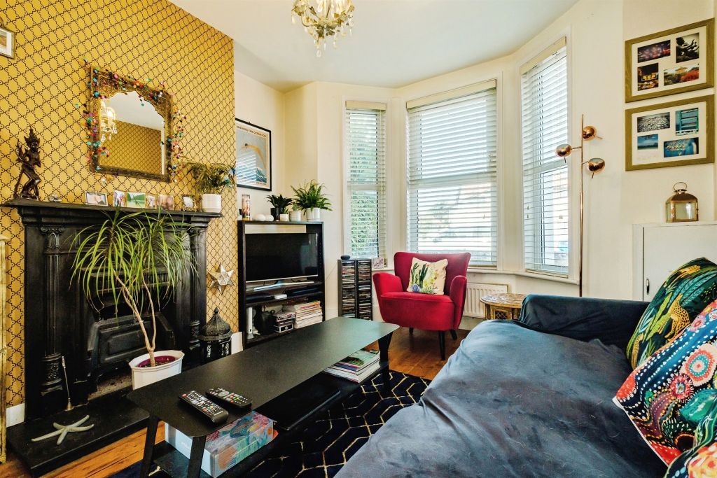 Property photo 2 of 14