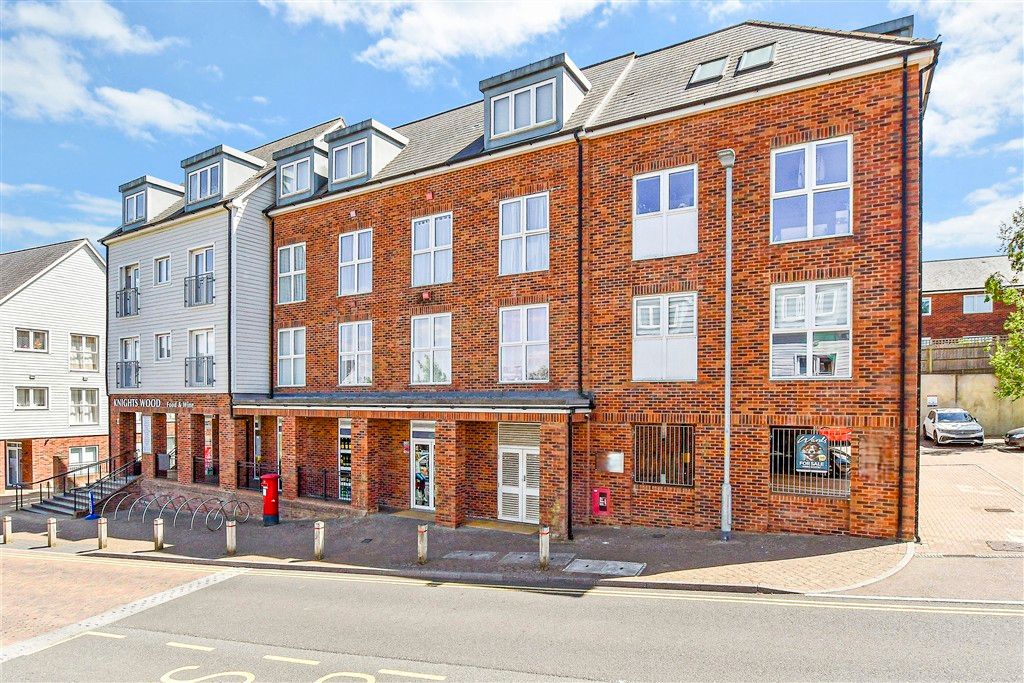 Property photo 1 of 7 External (Web) :