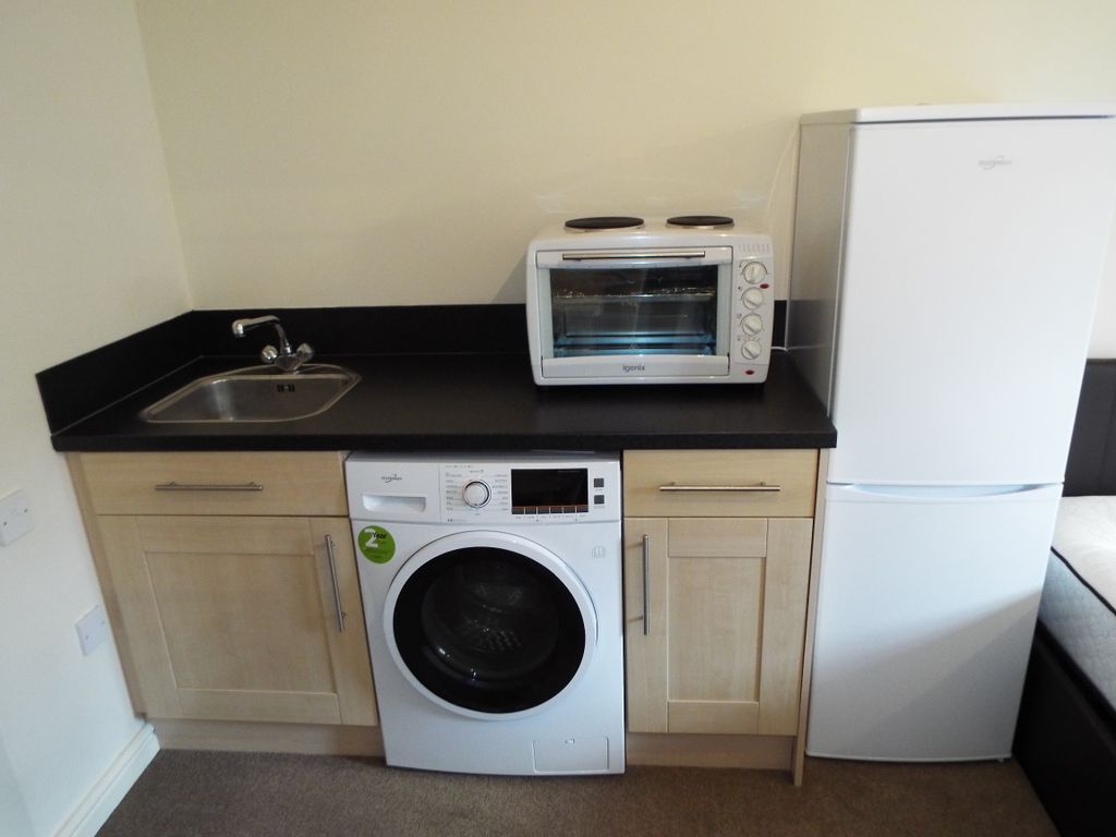 Property photo 3 of 5