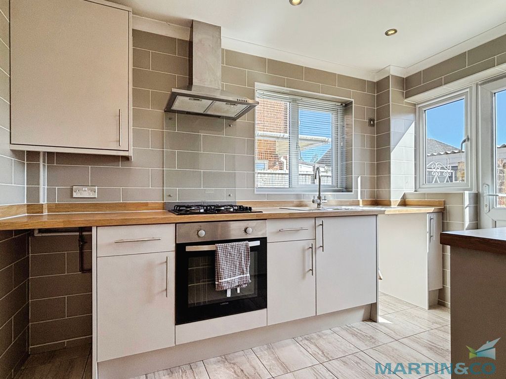 Property photo 3 of 17 02c97B77-Img_7251