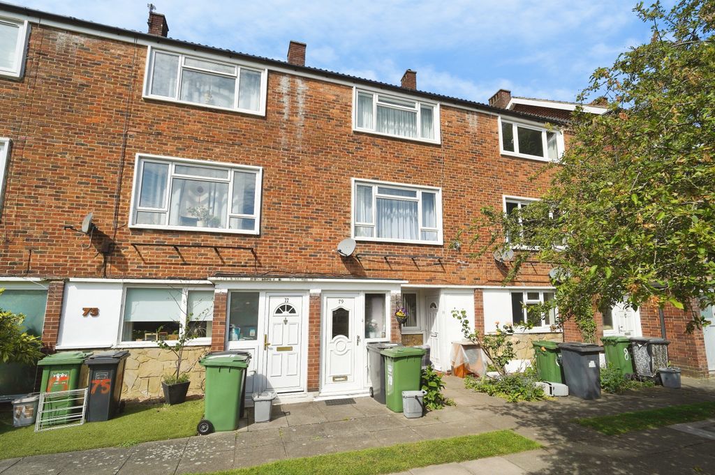 Property photo 1 of 9