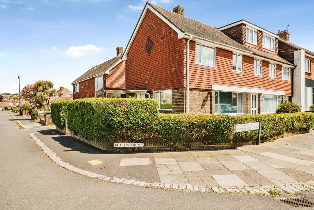 Property photo 1 of 15 Pbox-Img.Jpg