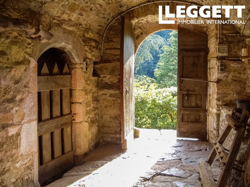 Property photo 3 of 10