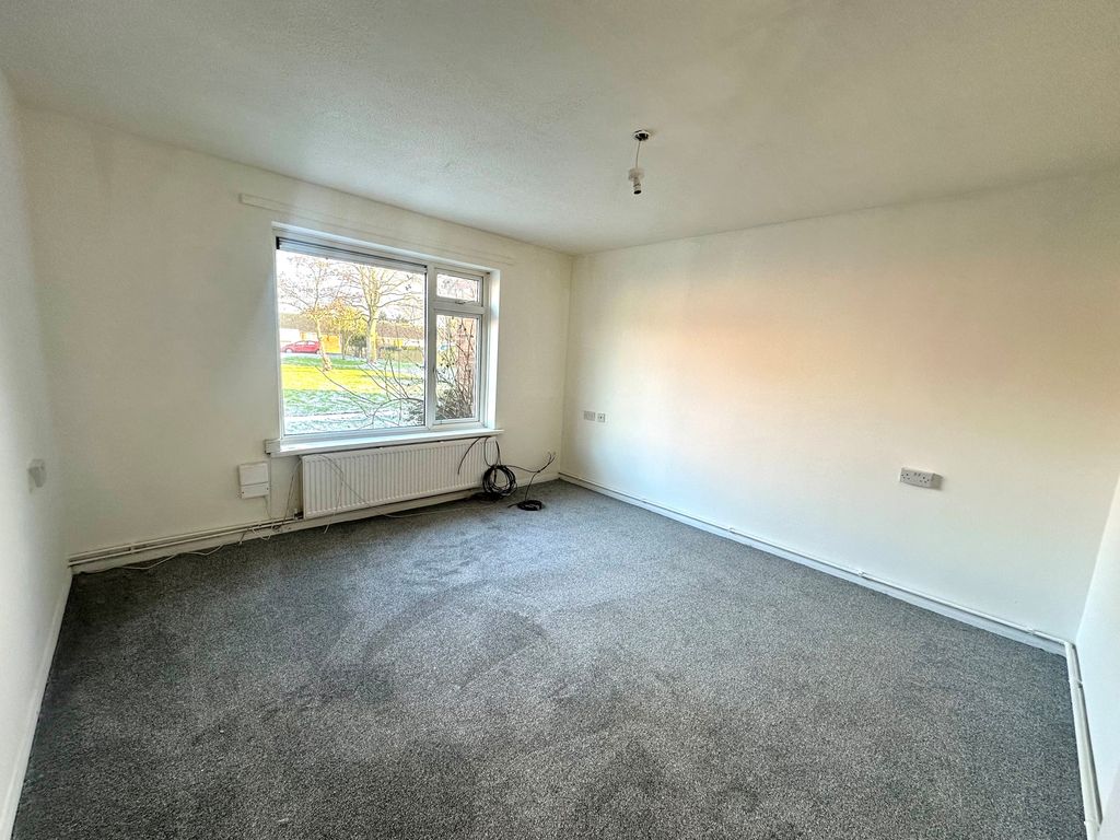 Property photo 2 of 4