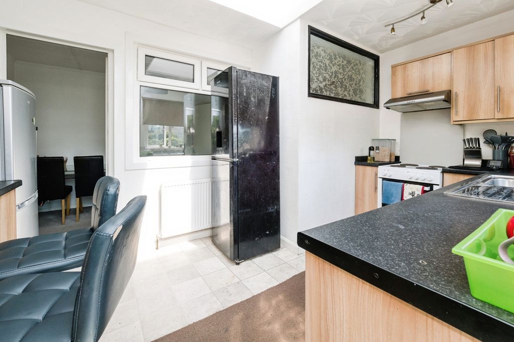 Property photo 2 of 24 Pbox-Img.Jpg