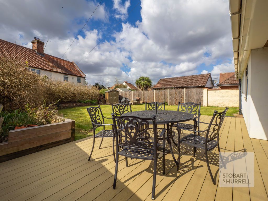 Property photo 3 of 19 Alfresco Dining