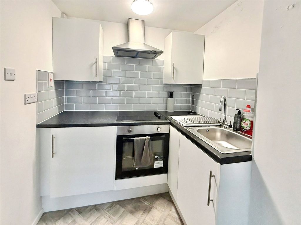 Property photo 2 of 4 Kitchen Area