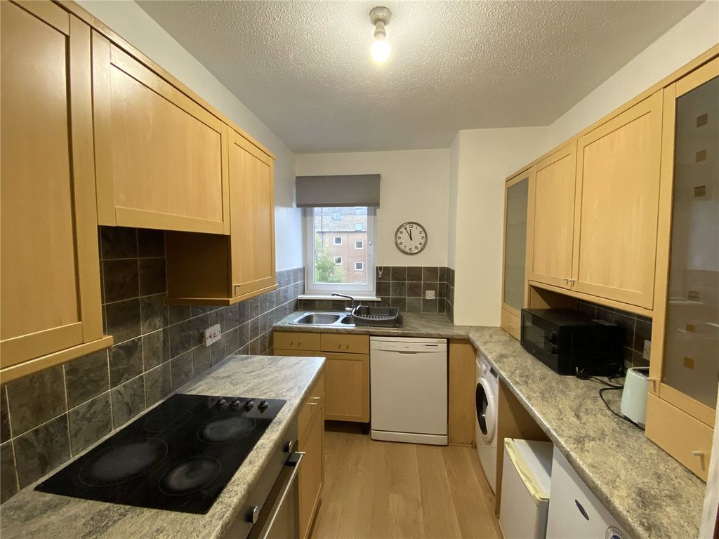 Property photo 3 of 9 Photo 3