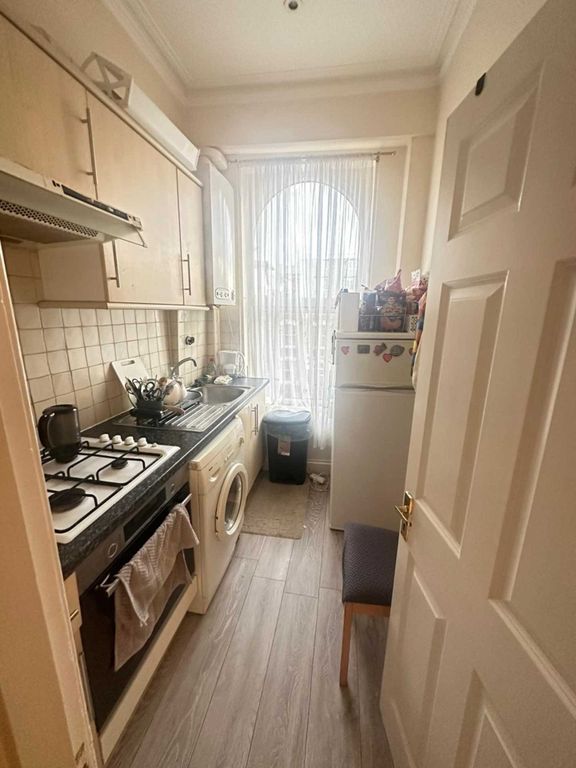 Property photo 2 of 3
