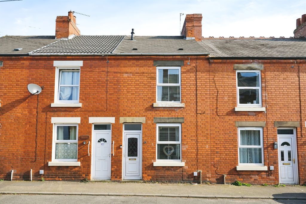 Property photo 1 of 17