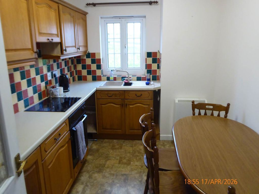 Property photo 1 of 8 P1150019