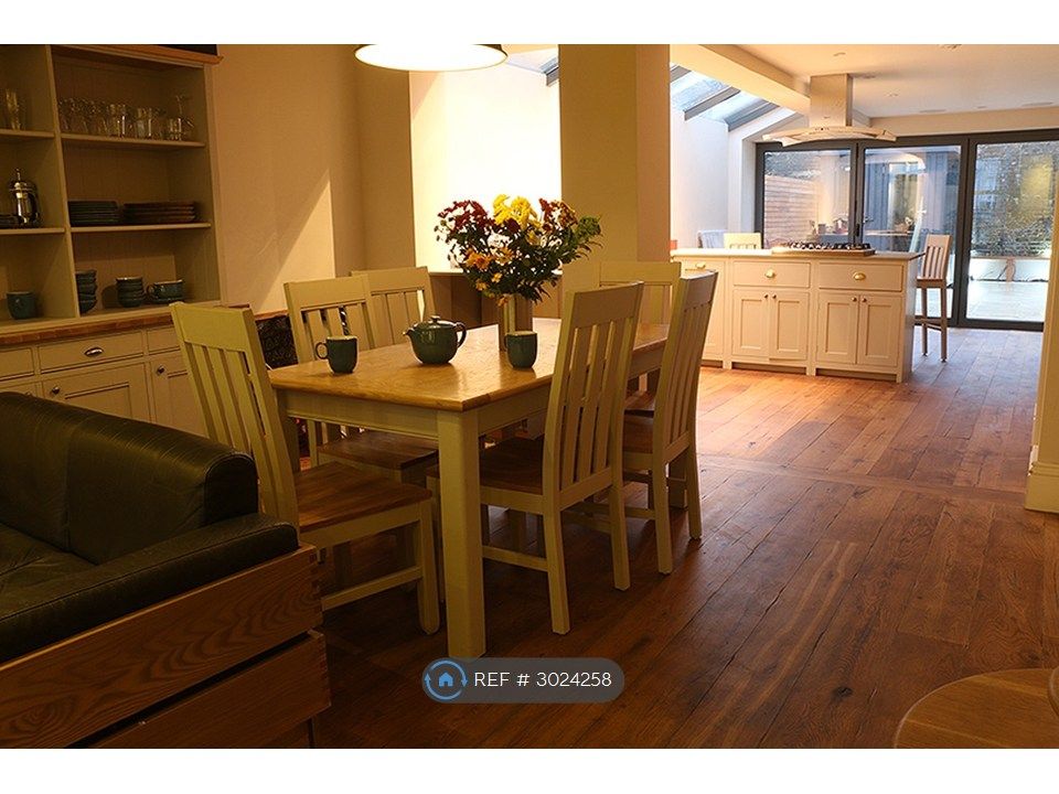 Property photo 2 of 2