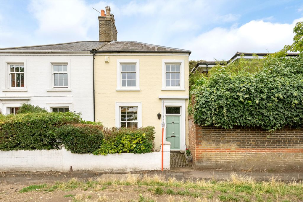 Property photo 1 of 19 Image