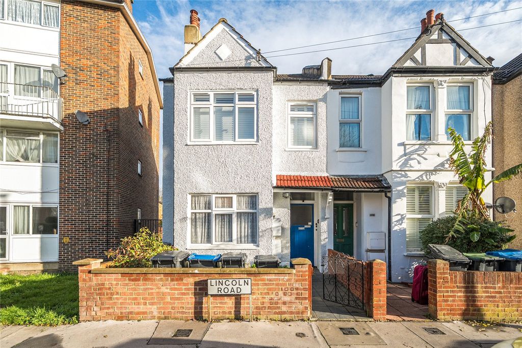 Property photo 1 of 16 Exterior