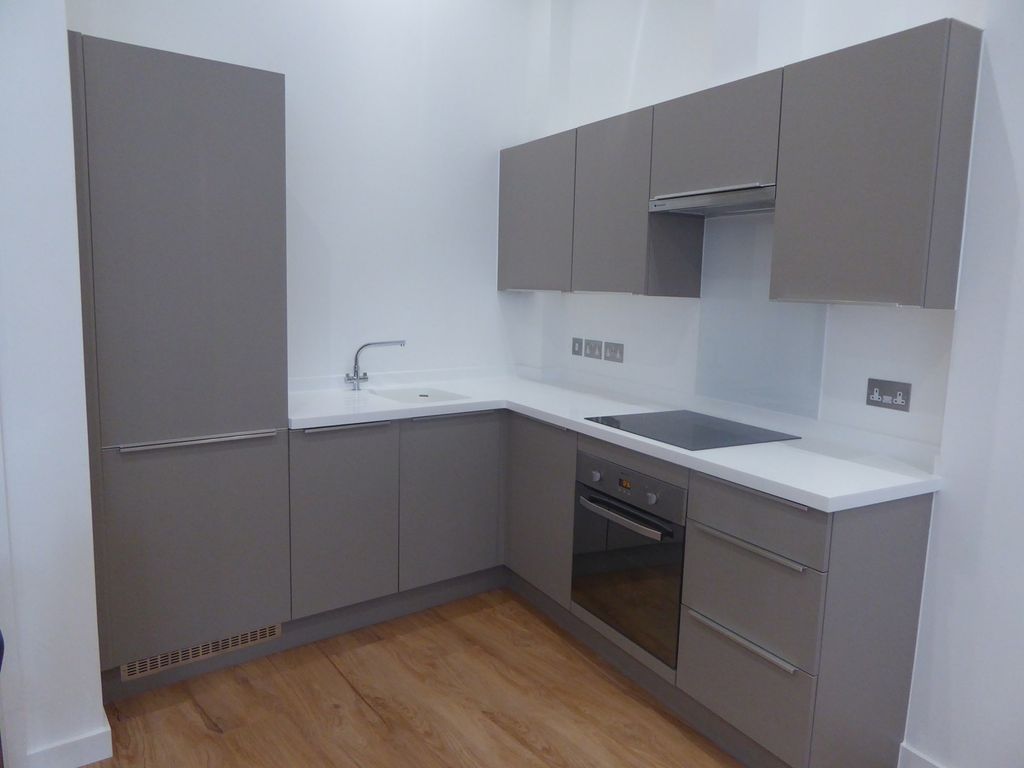 Property photo 3 of 5 Kitchen