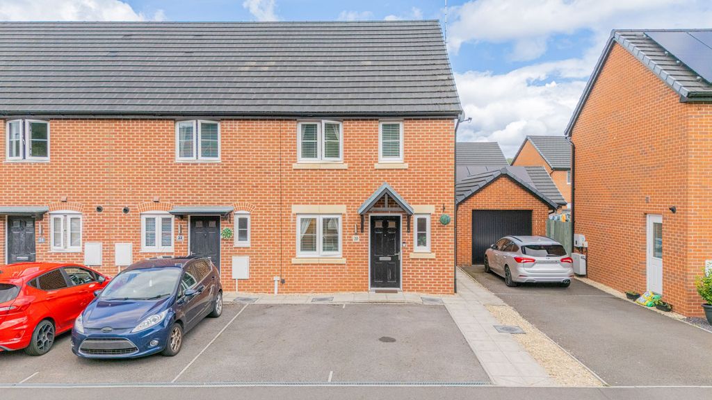 Property photo 1 of 31