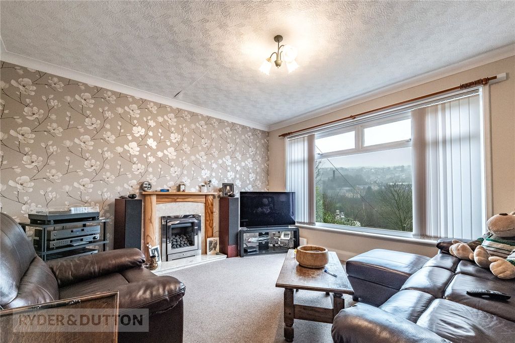 Property photo 2 of 24 Living Room