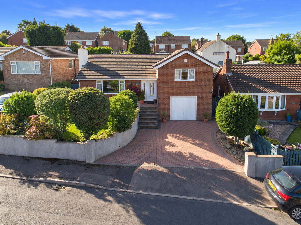 Property photo 1 of 17