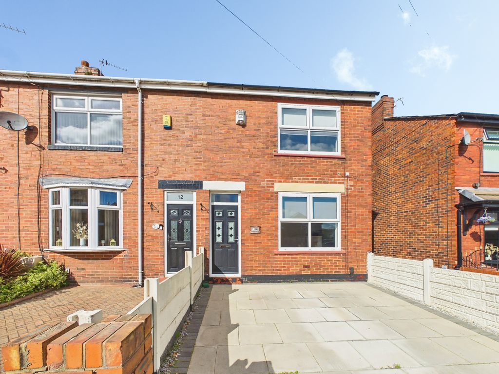 Property photo 1 of 11