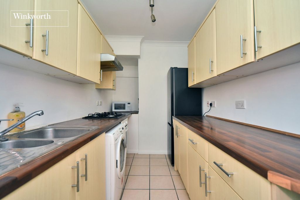 Property photo 3 of 20 Picture No. 06