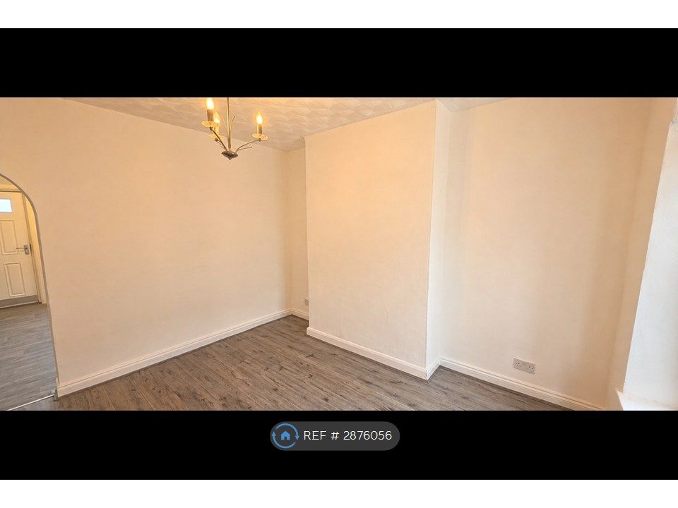 Property photo 2 of 15 Living Room