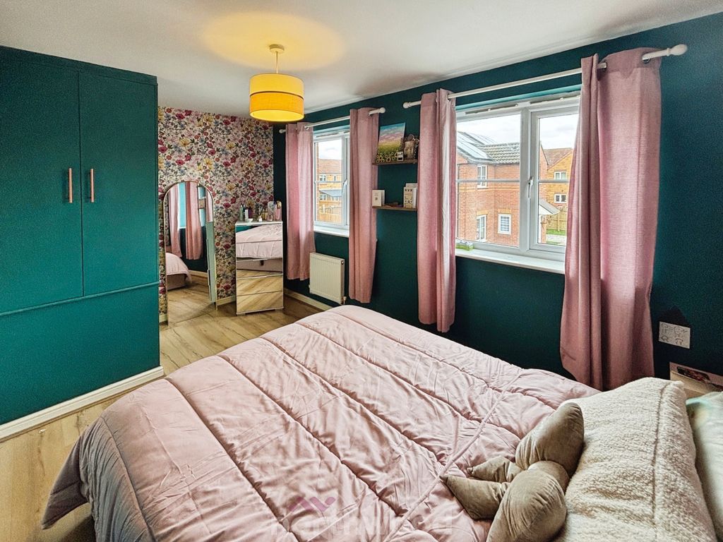 Property photo 3 of 22