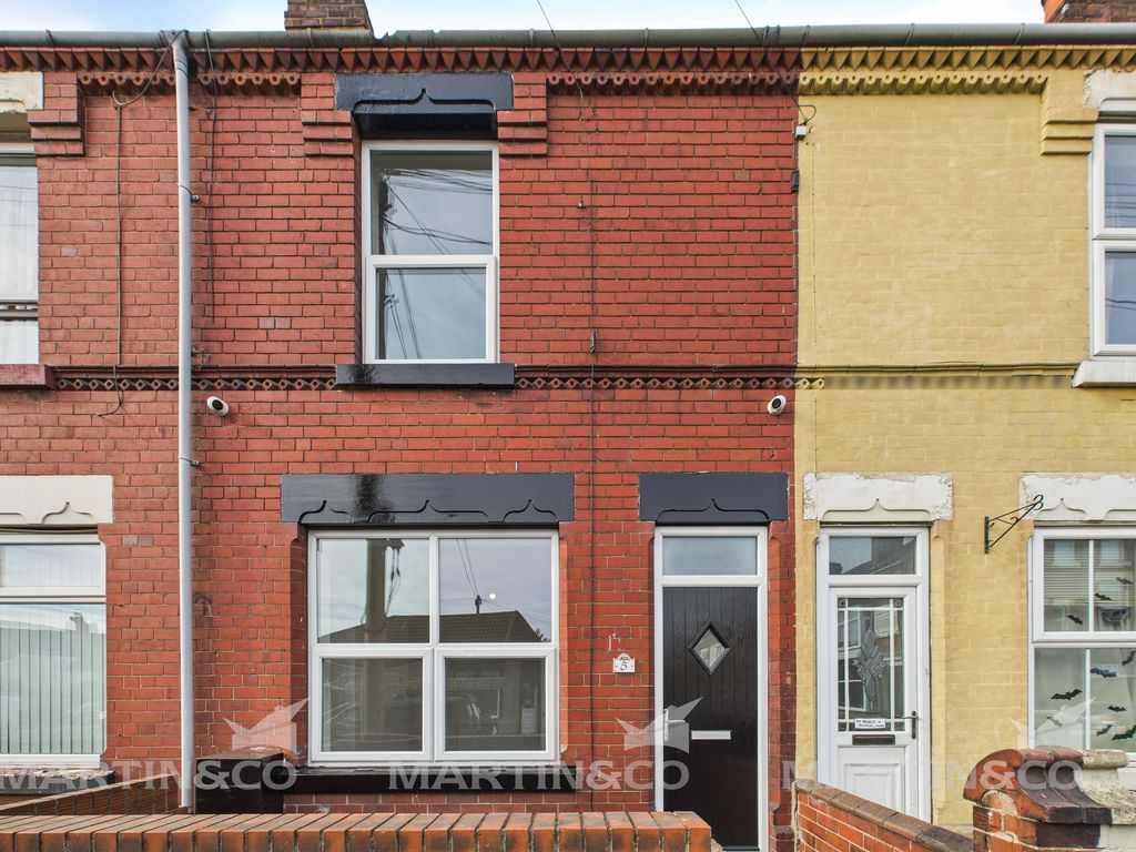 Property photo 1 of 13 Cam02406G0-Pr0510-Still014