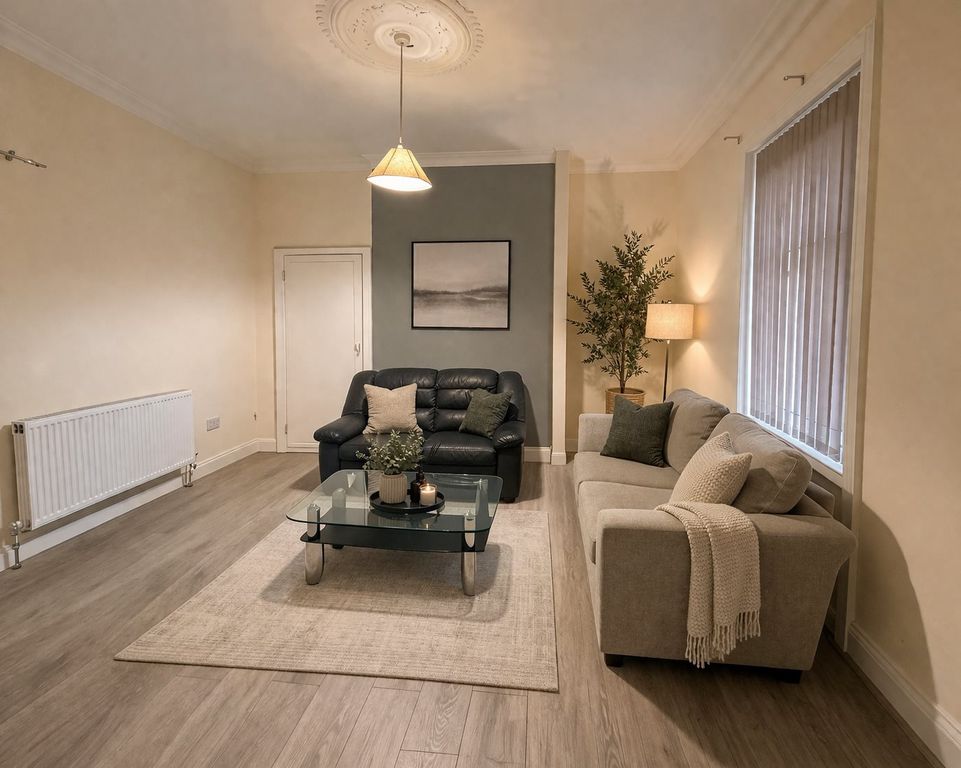 Property photo 1 of 7 Living Room