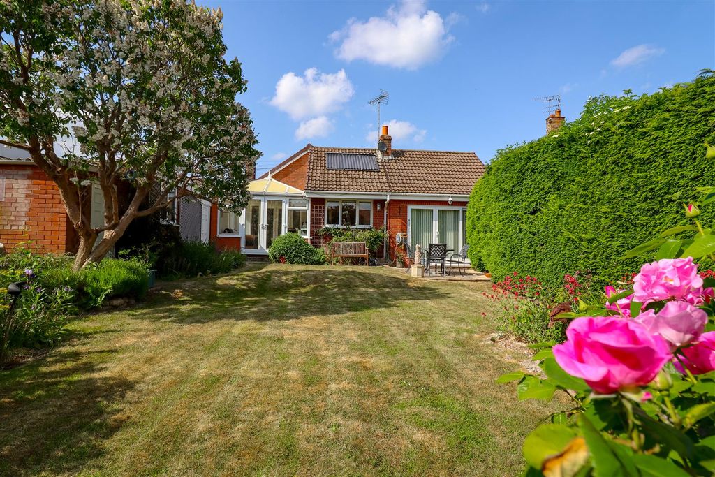 Property photo 1 of 30
