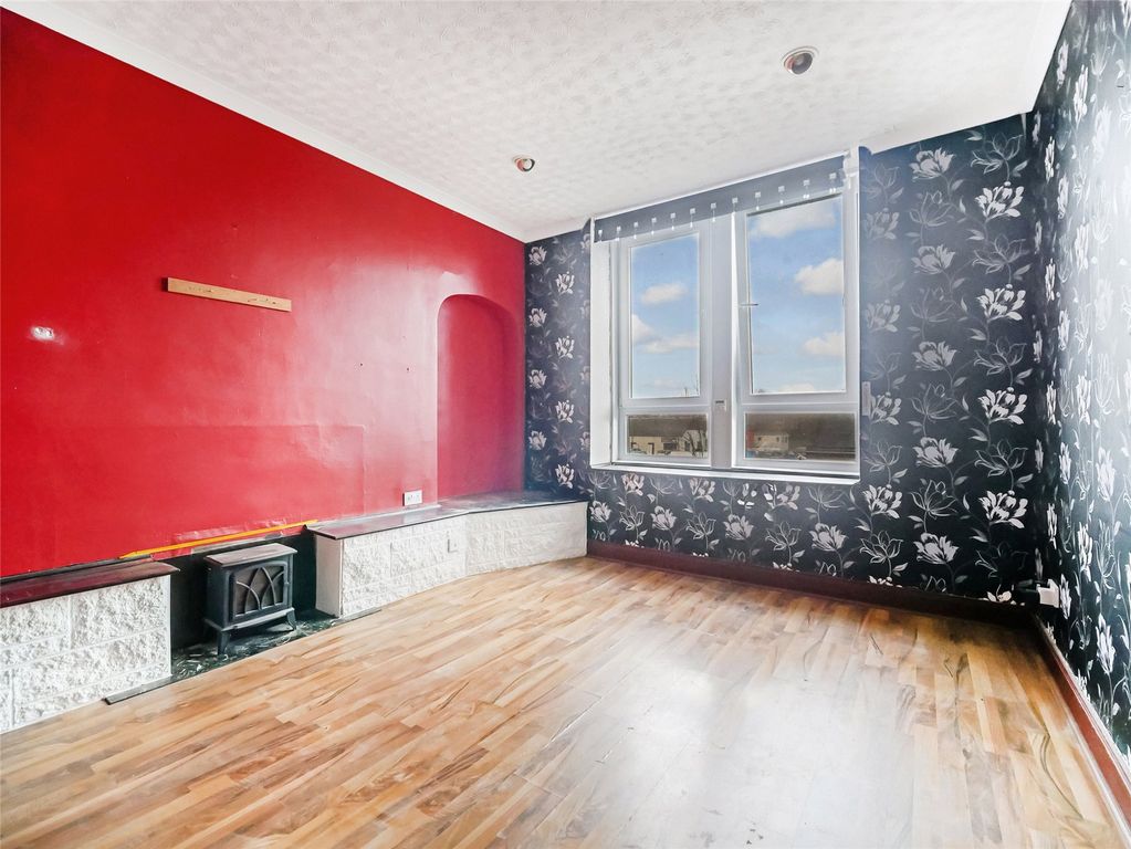 Property photo 2 of 12 Picture No. 05