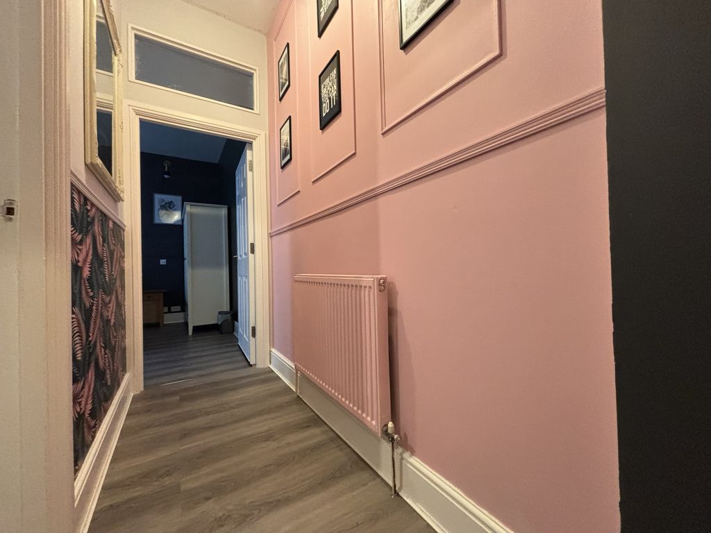 Property photo 2 of 9 Image