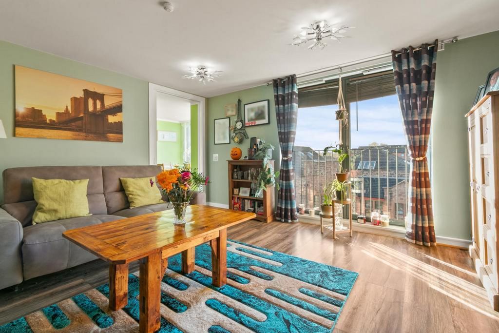 Property photo 2 of 26