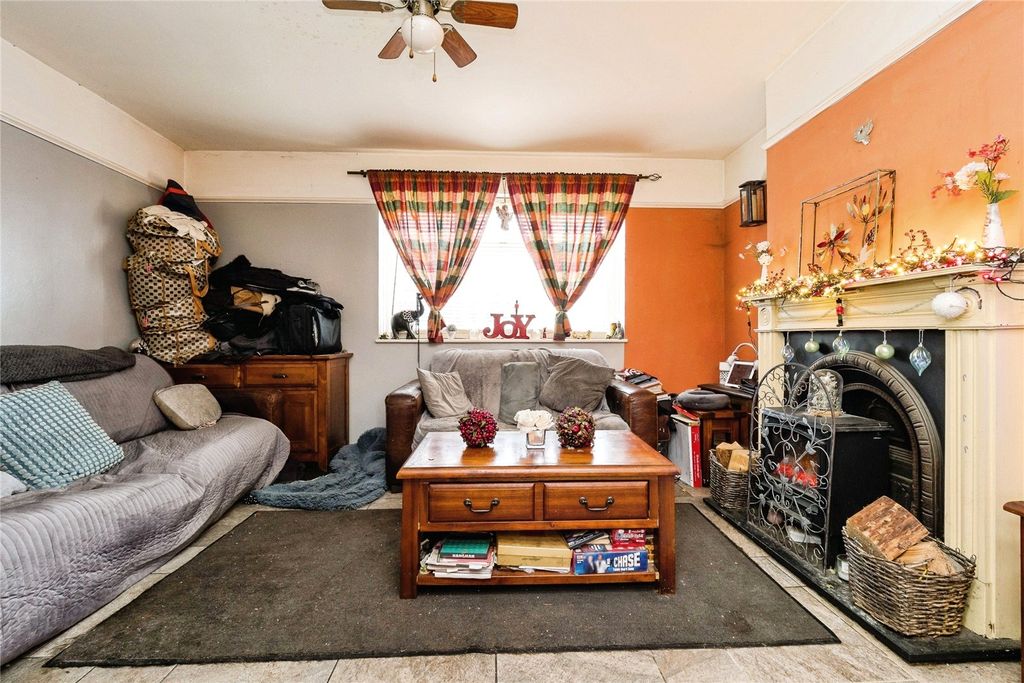 Property photo 3 of 48 Picture No. 52