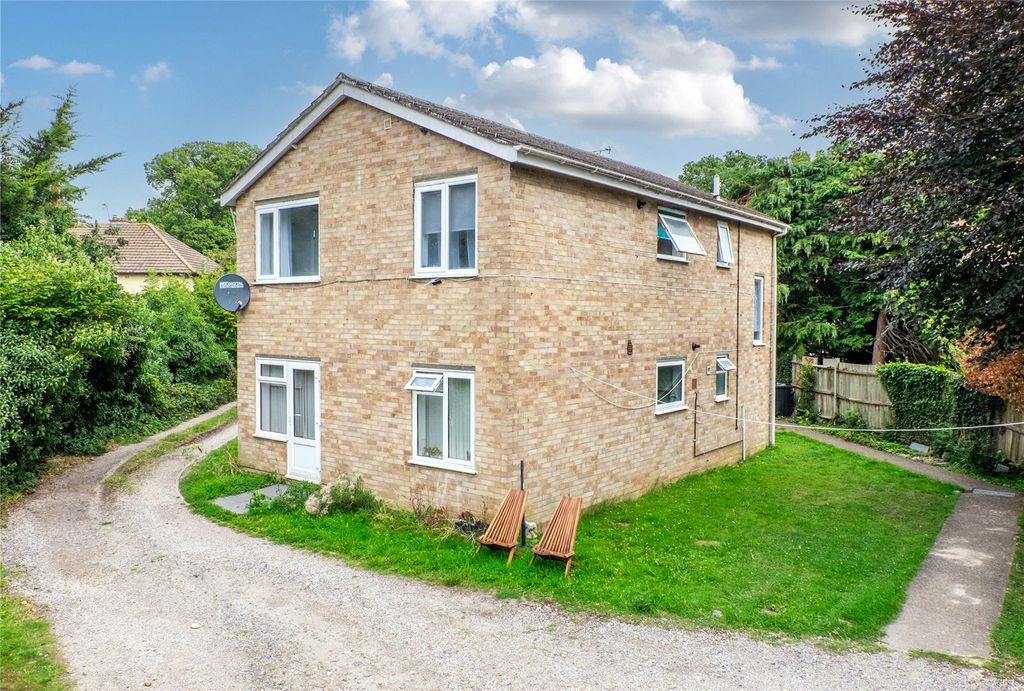 Property photo 1 of 16 External