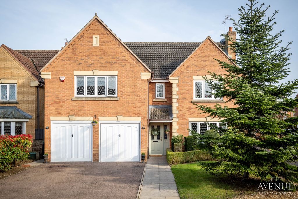 Property photo 2 of 39 4924596