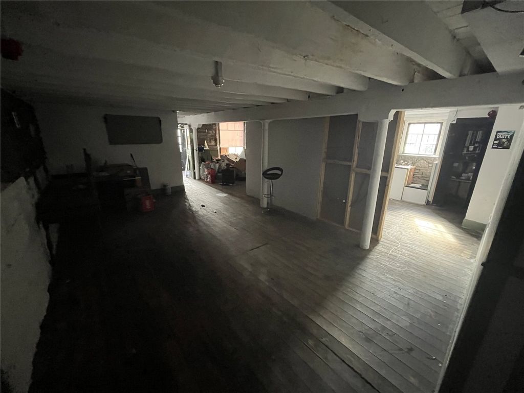 Property photo 3 of 12 Picture No. 03