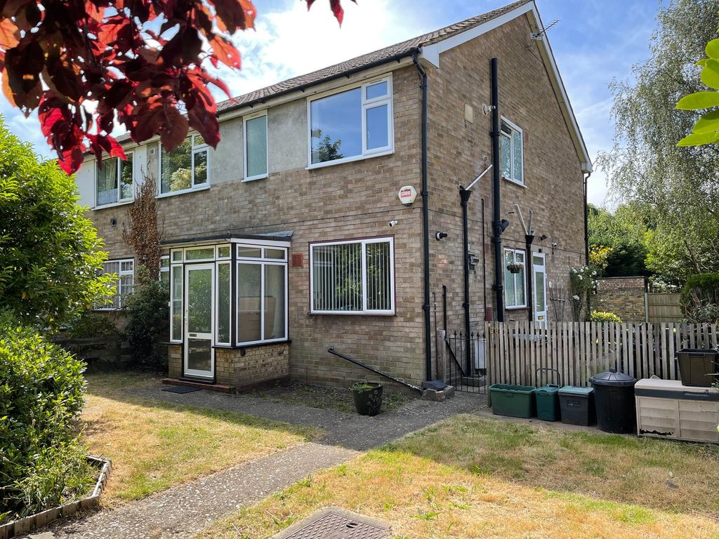 Property photo 1 of 12