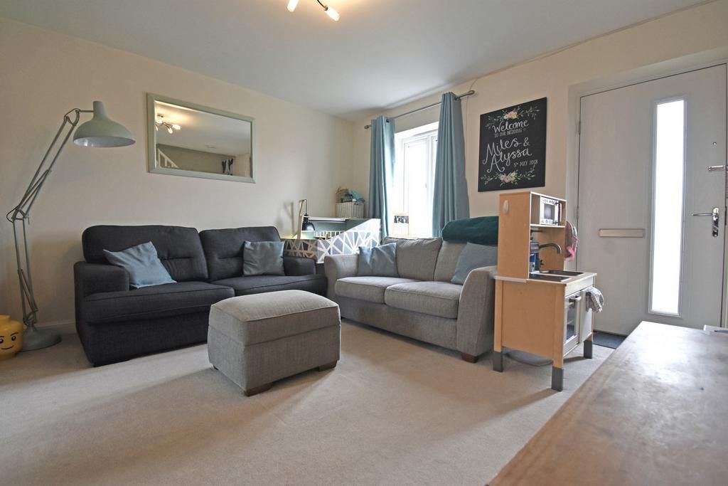 Property photo 2 of 9