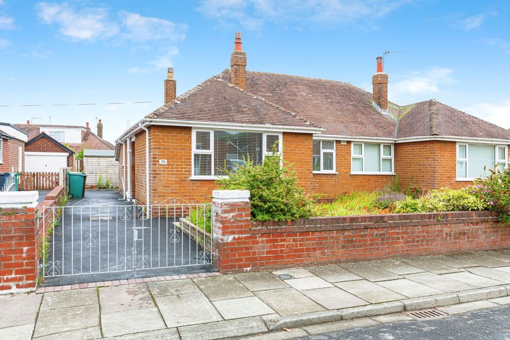 Property photo 1 of 17 Photo